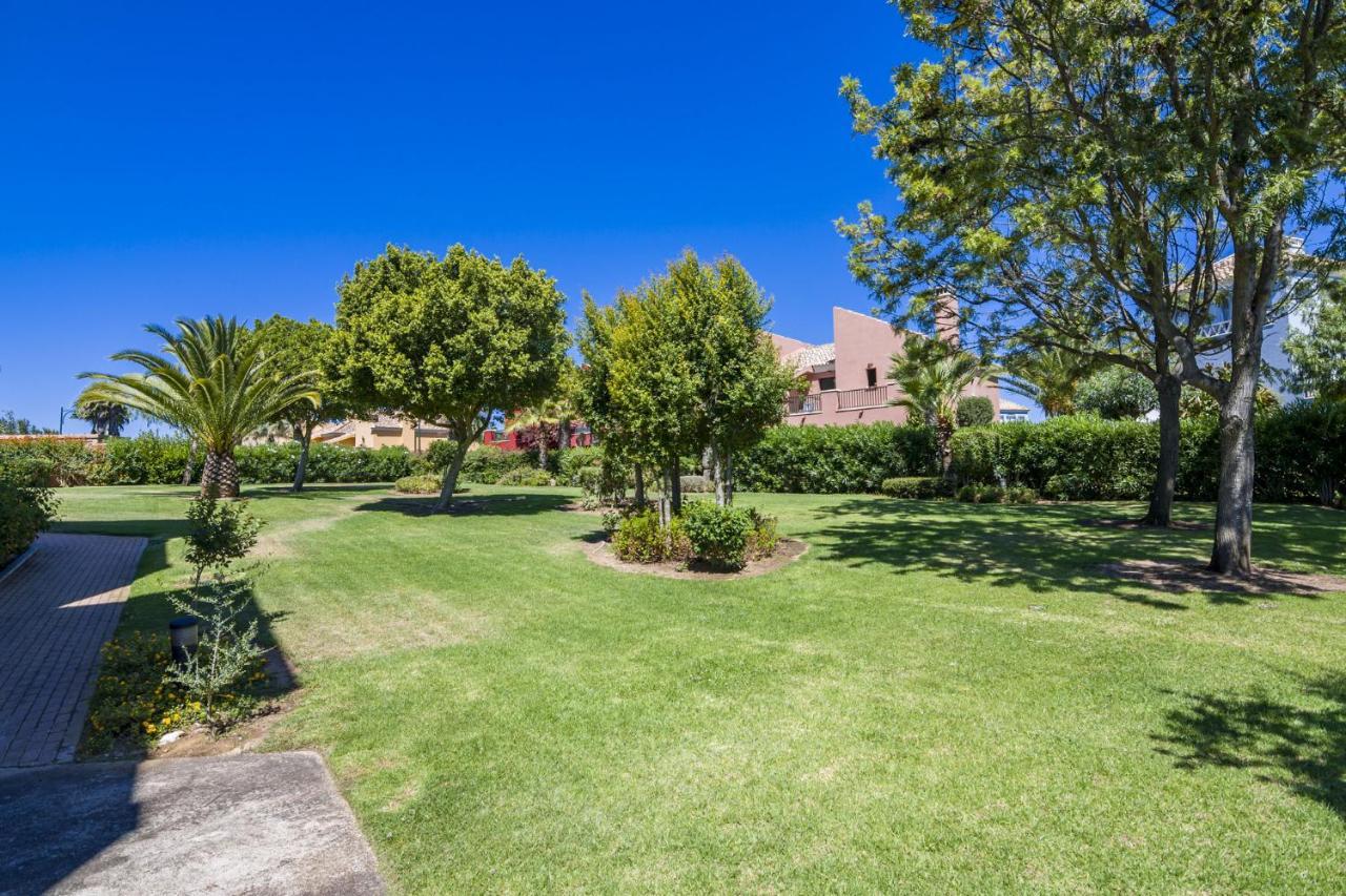 Prado Golf By H Apartment Isla Canela Exterior photo